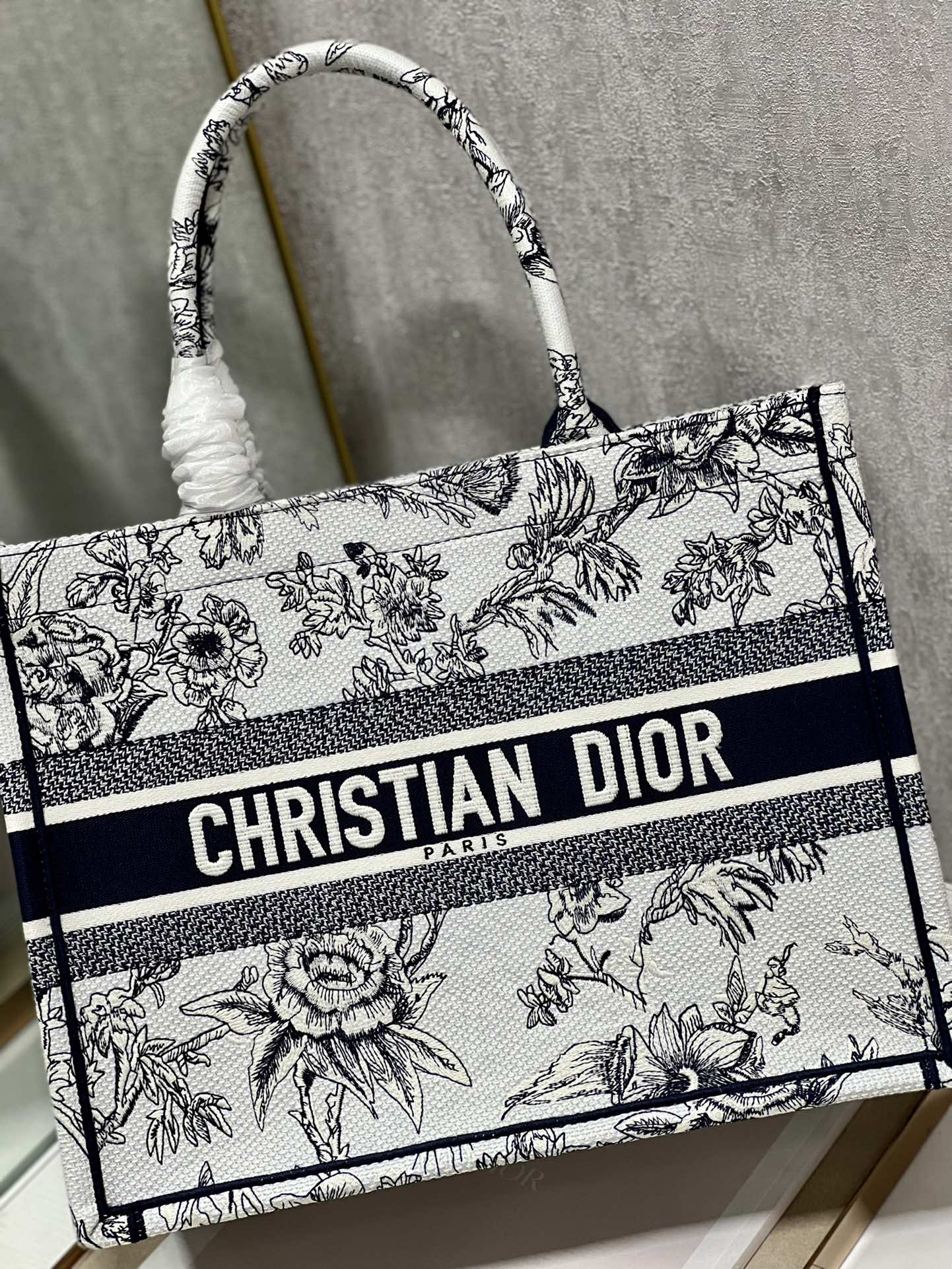 Diro Small Book Tote-36*18*28CM