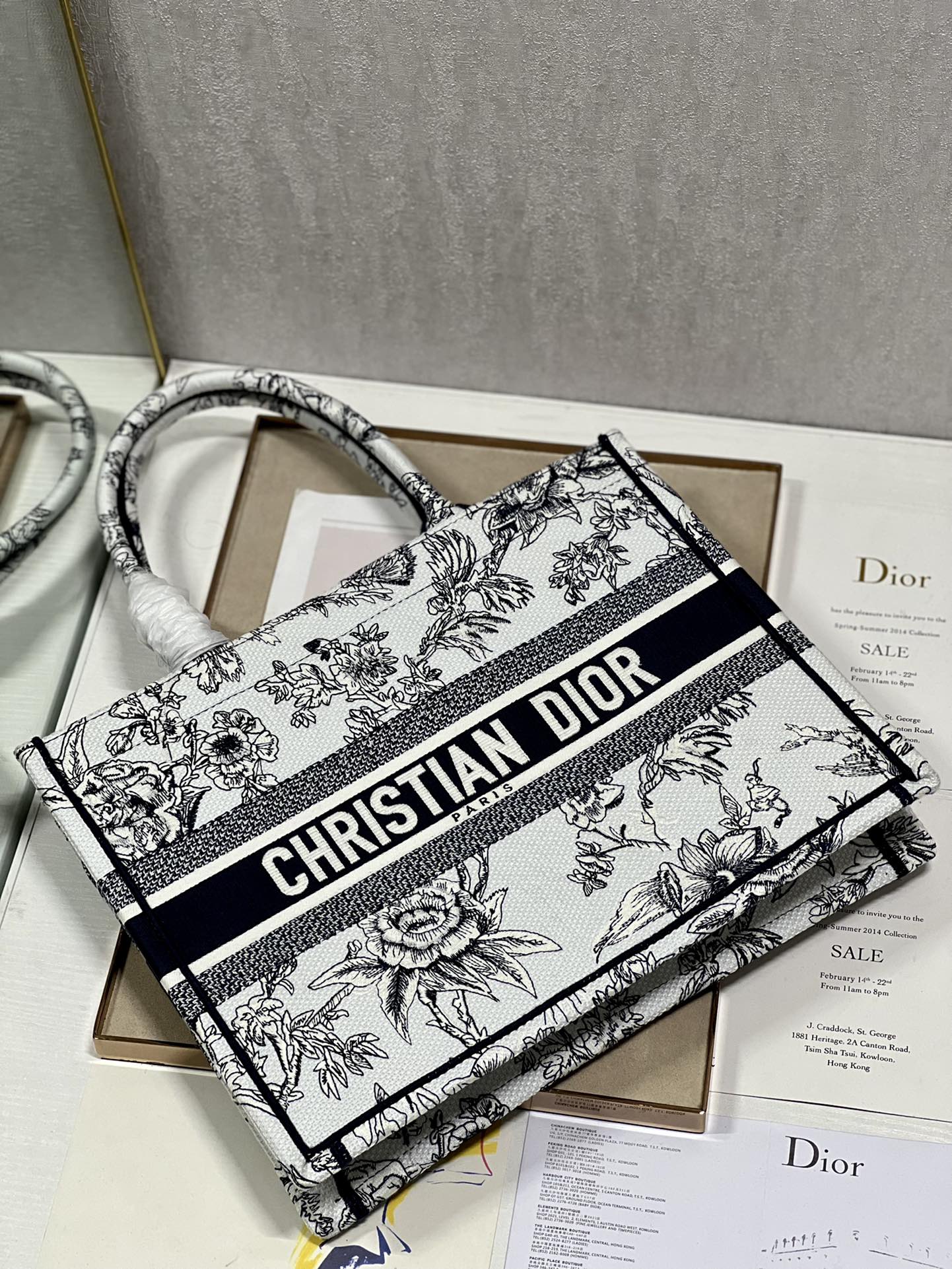 Diro Small Book Tote-36*18*28CM