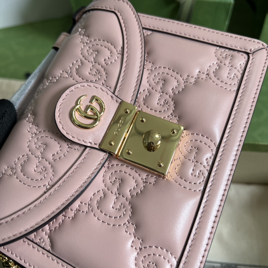 Gucci GG Matelassé Handlebag-18*13*6.5CM