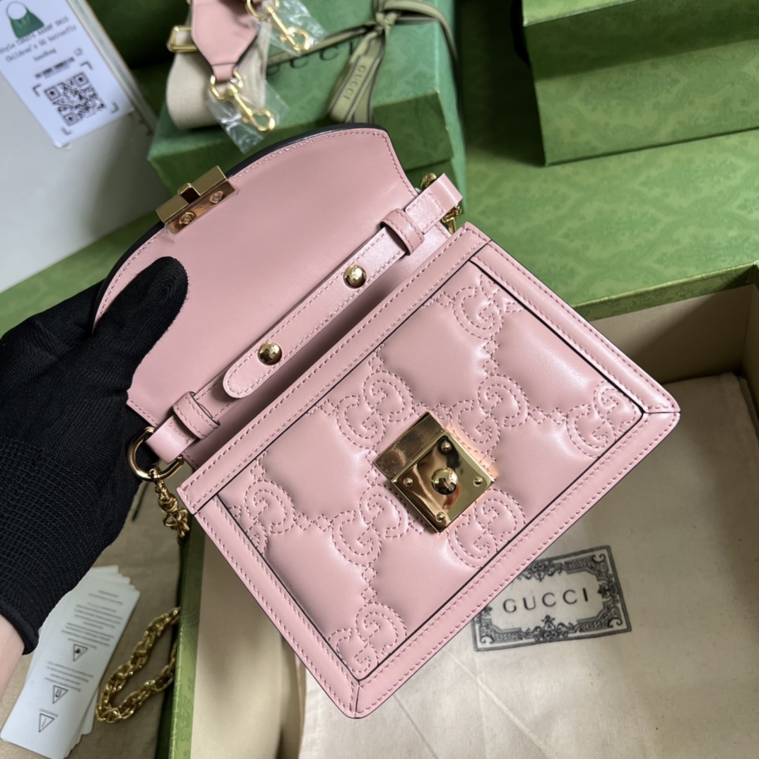 Gucci GG Matelassé Handlebag-18*13*6.5CM