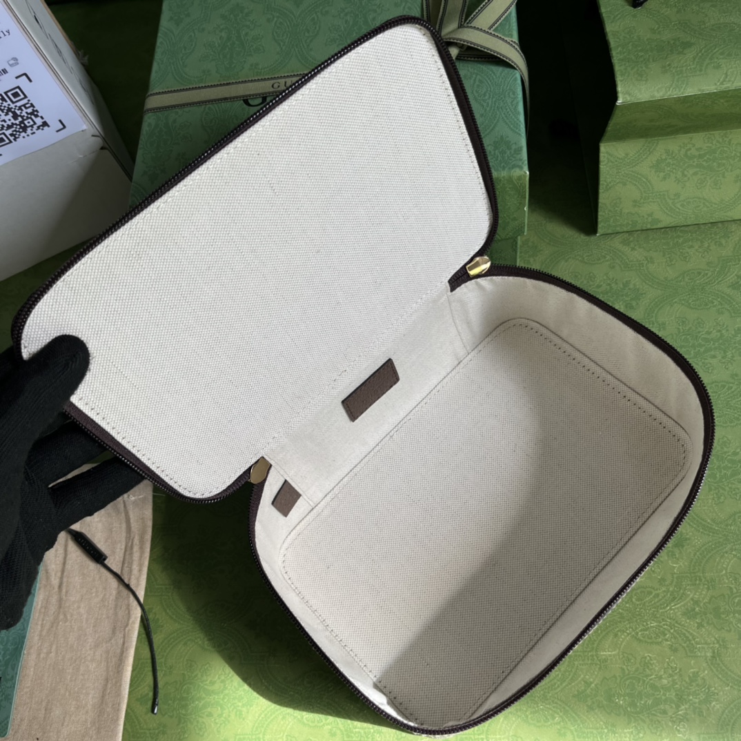 Gucci Pouch-22*8*14CM Gucci Pouch-22*8*14CM