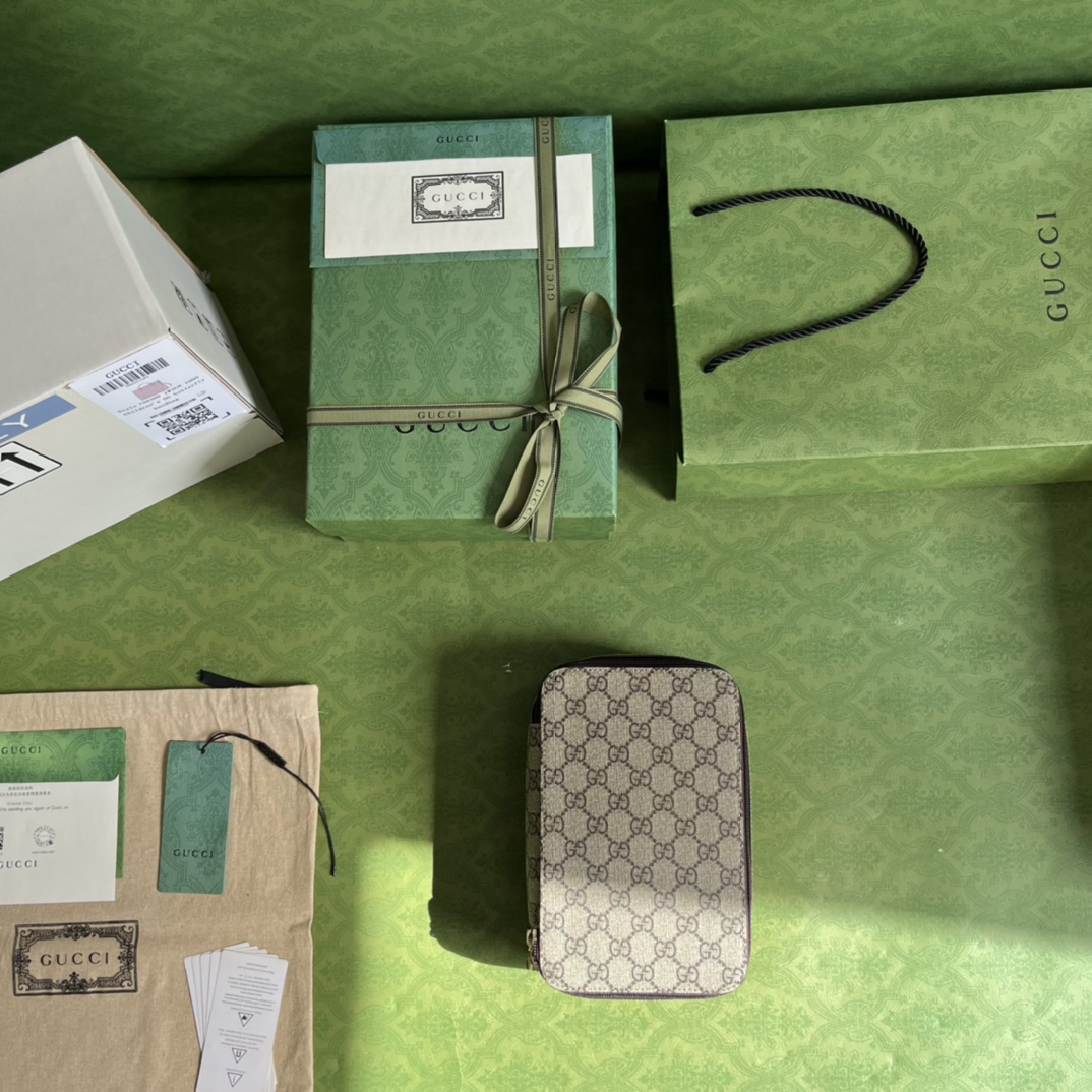 Gucci Pouch-22*8*14CM Gucci Pouch-22*8*14CM