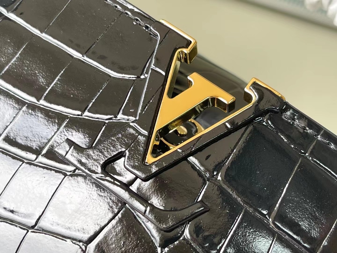 Louis Vuitton Mini Capucines Handlebag-21*14*8CM