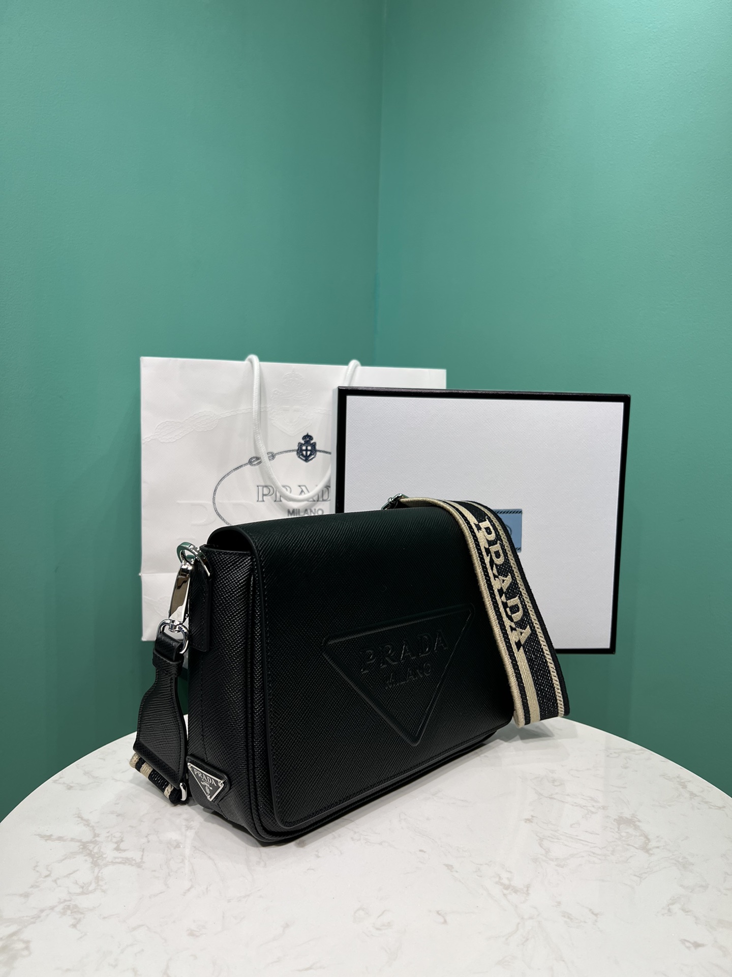 Prada Crossbody Bag-2VD046 -26*18*6.5CM Prada Crossbody Bag-2VD046 -26*18*6.5CM