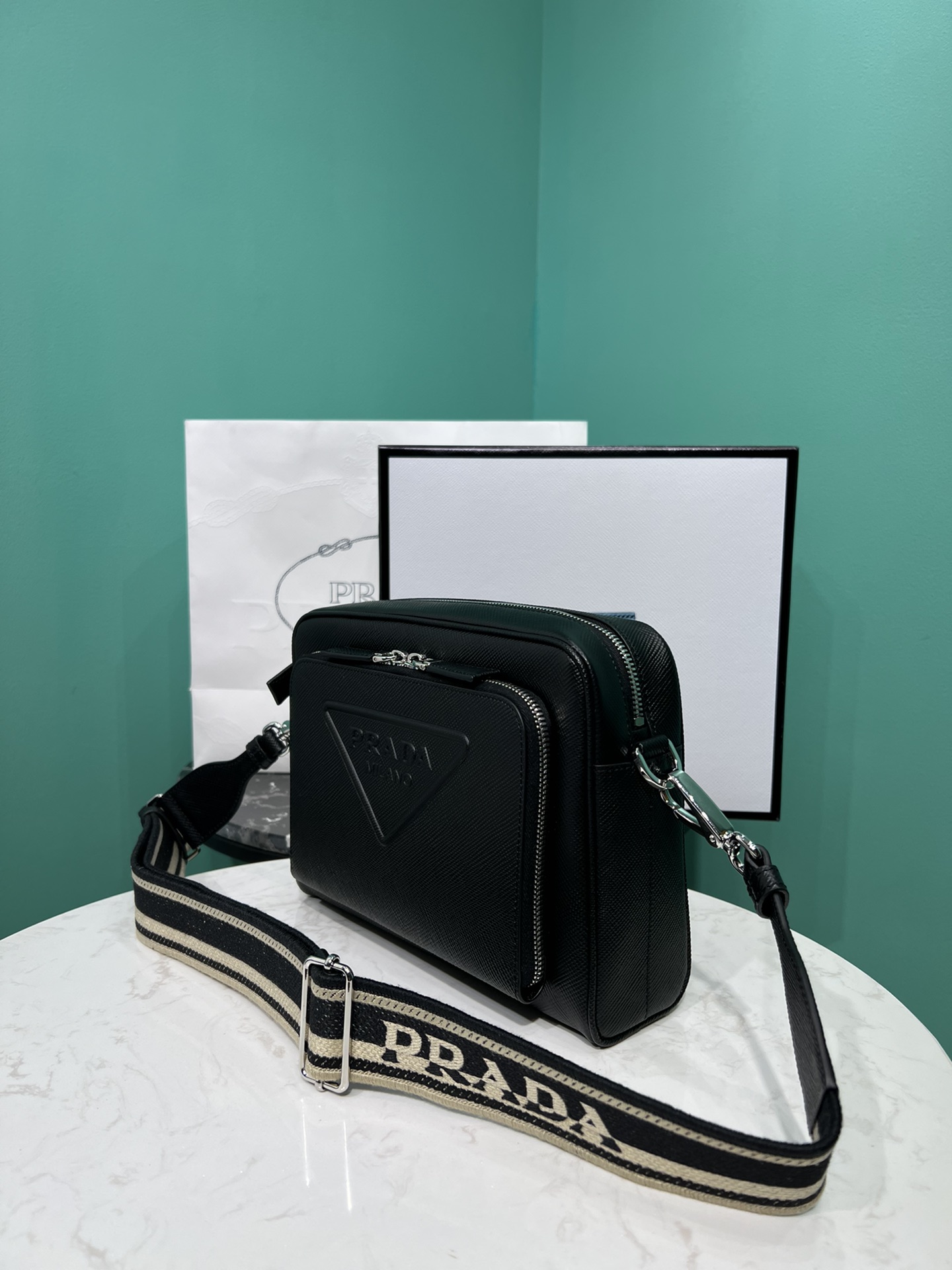 Prada Crossbody Bag-2VH152-24*18*6CM Prada Crossbody Bag-2VH152-24*18*6CM