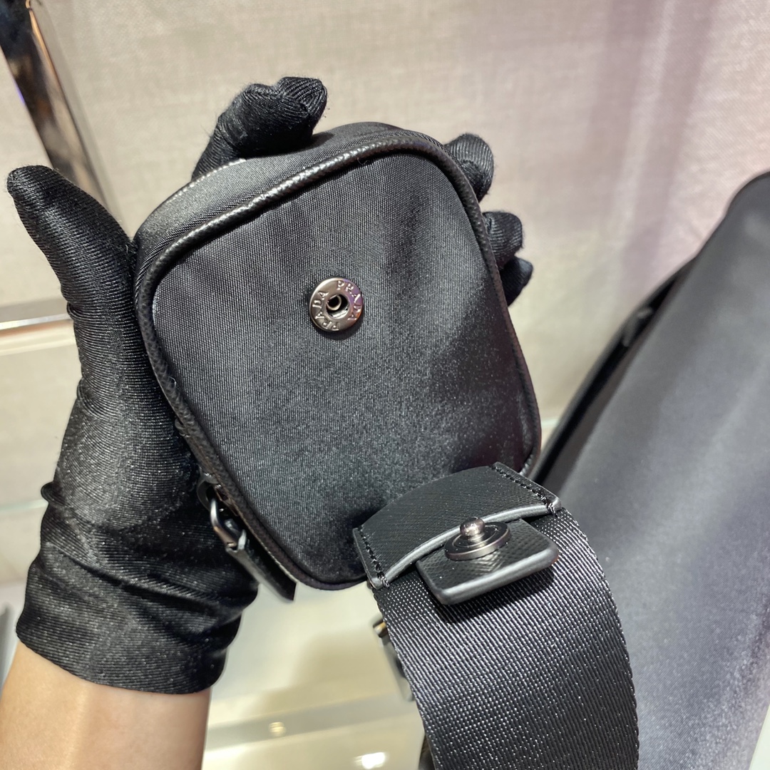 Prada 2VD039 Messenger Bag -33*24*8CM