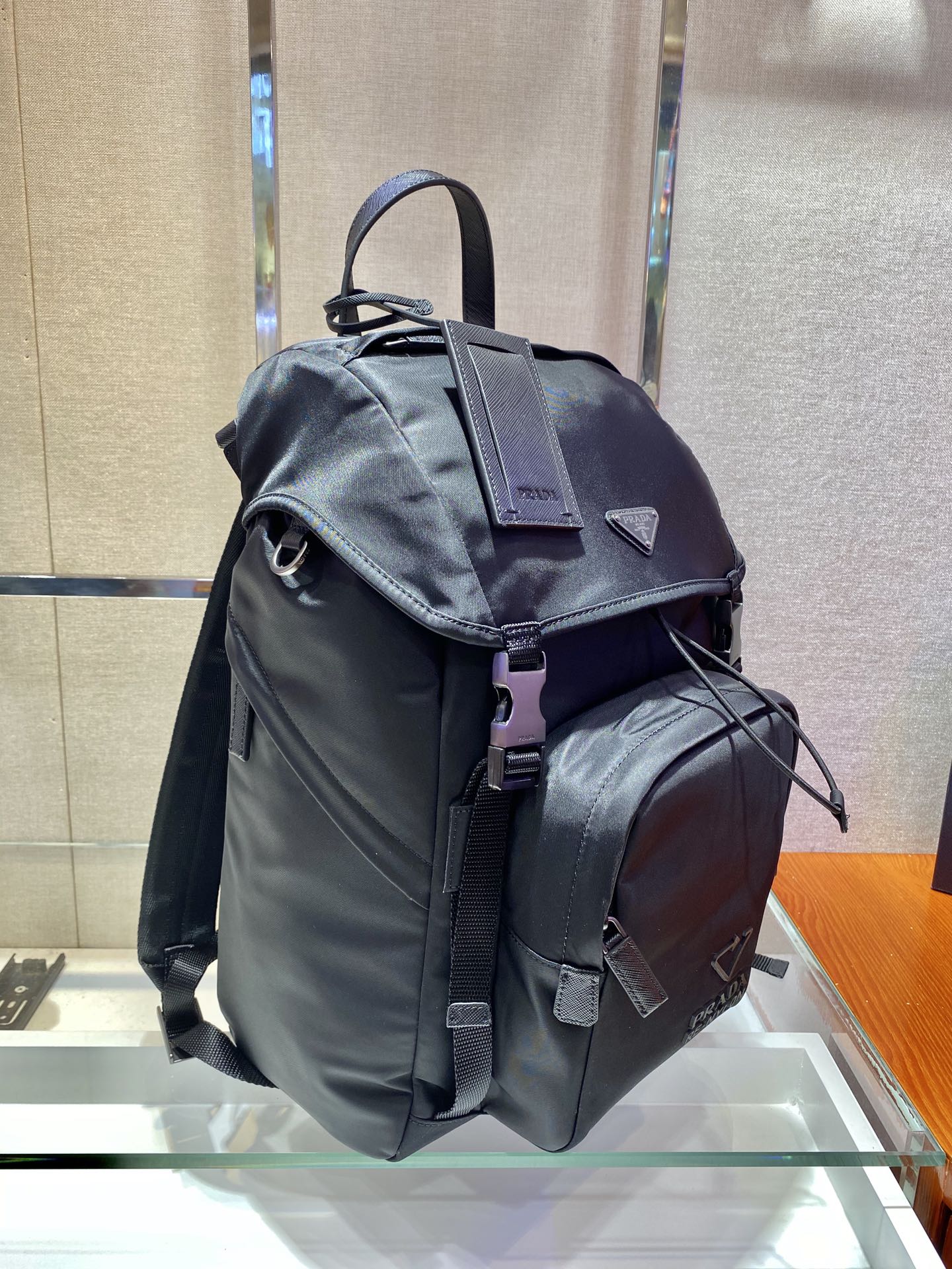Prada 2VZ135 Backpack -27*45*17CM Prada 2VZ135 Backpack -27*45*17CM