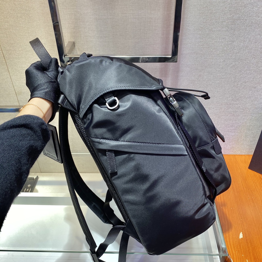 Prada 2VZ135 Backpack -27*45*17CM Prada 2VZ135 Backpack -27*45*17CM