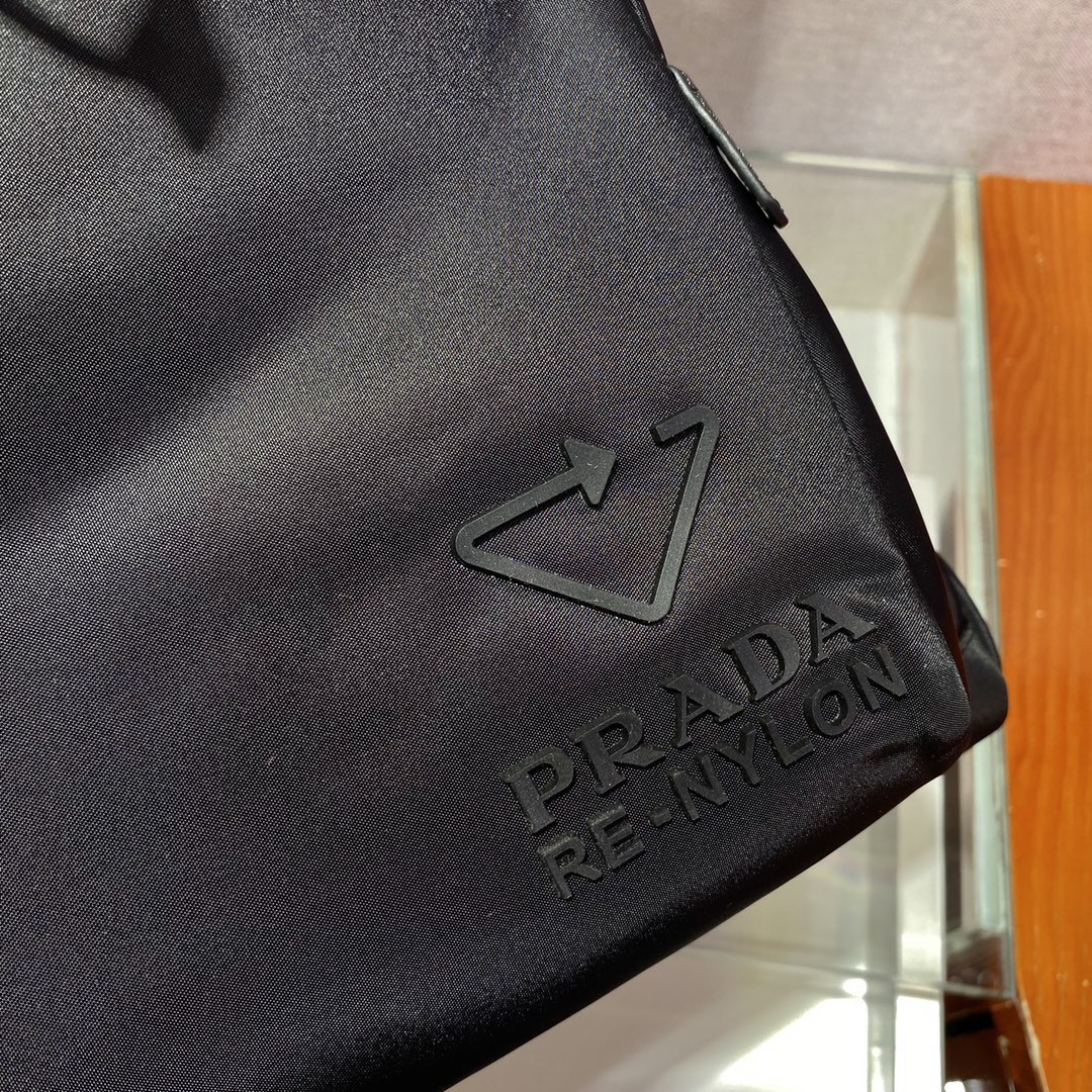 Prada 2VZ135 Backpack -27*45*17CM Prada 2VZ135 Backpack -27*45*17CM