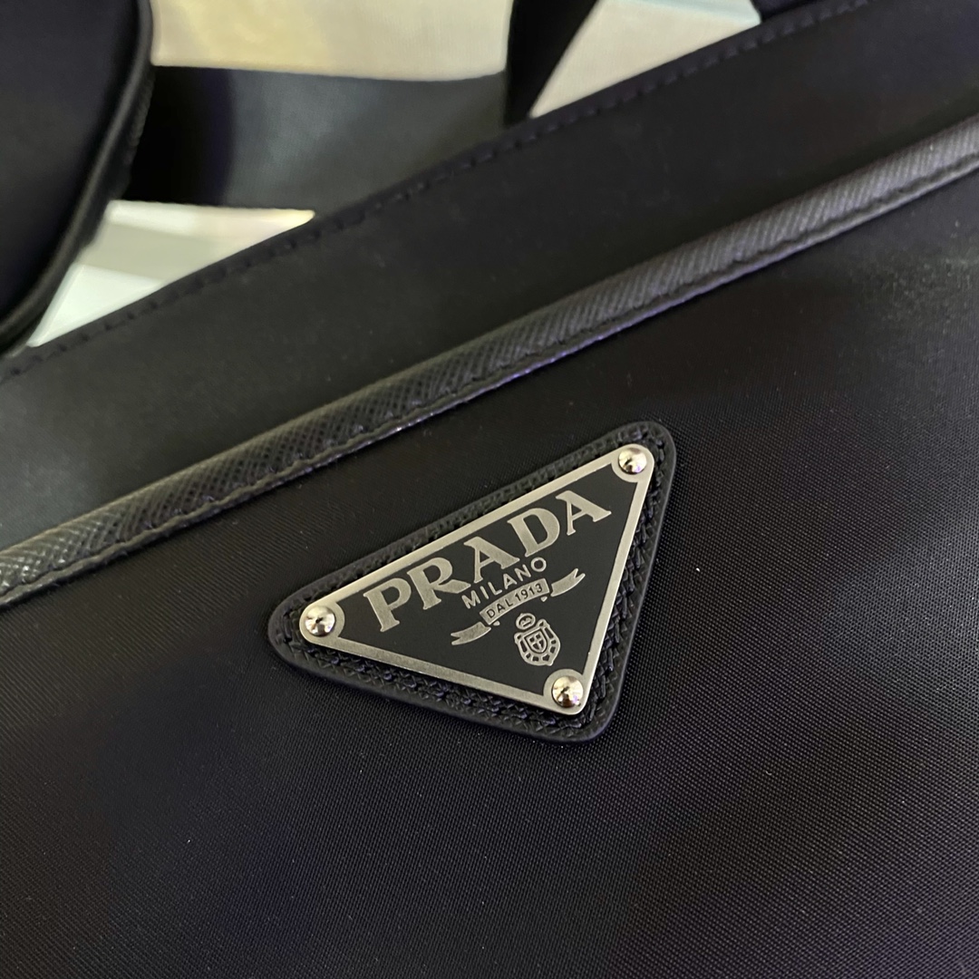 Prada Crossbody Bag-2VH118-28*25*6CM Prada Crossbody Bag-2VH118-28*25*6CM