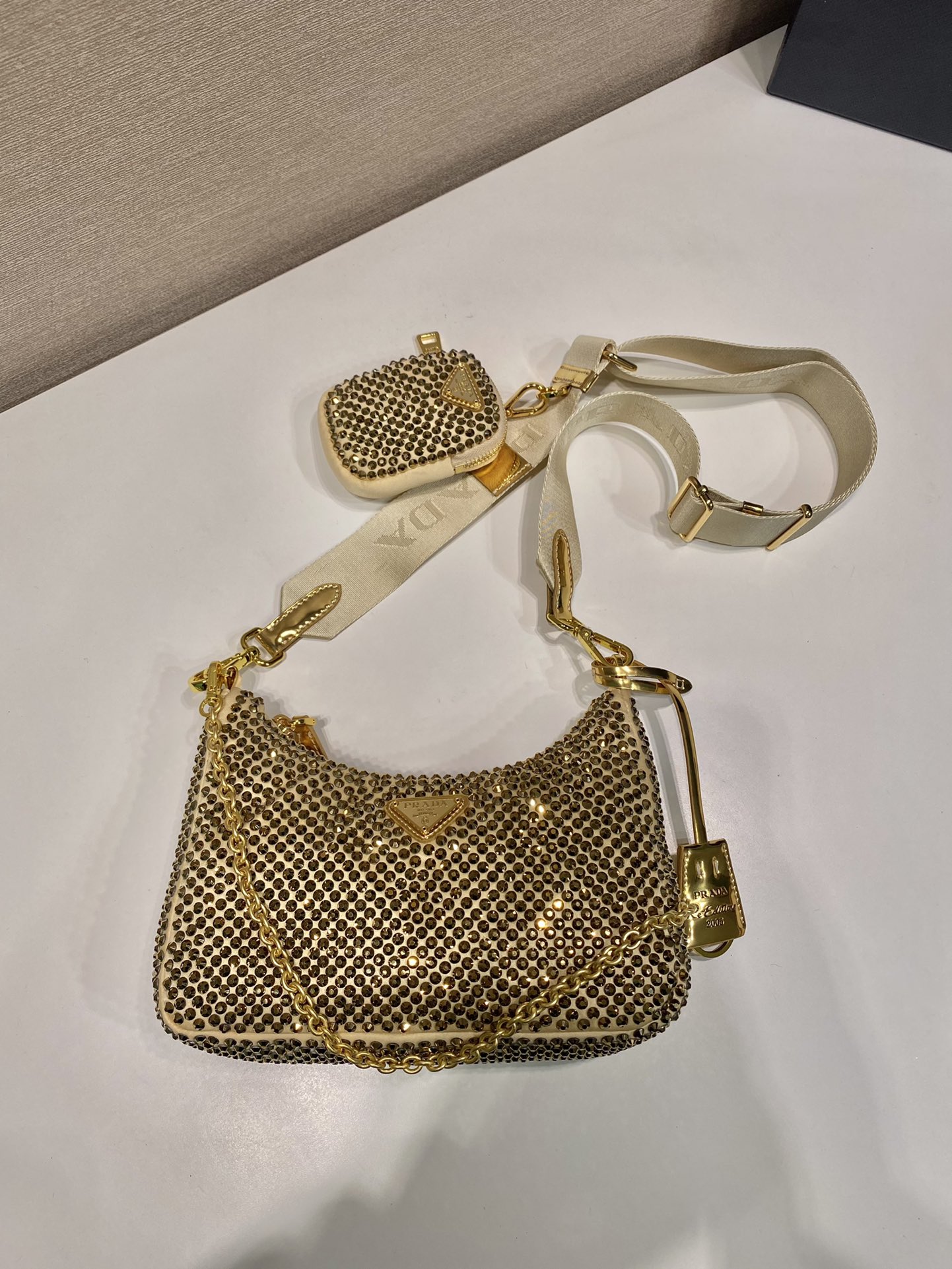 Prada 1BH204 Nylon Hobo Bag-22*16*6CM