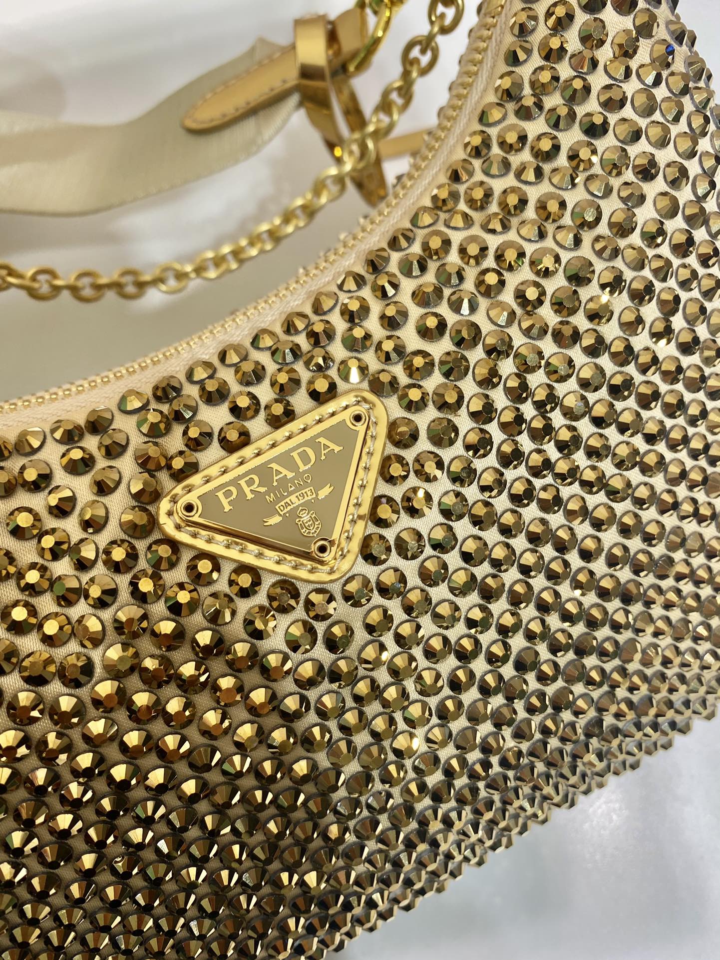 Prada 1BH204 Nylon Hobo Bag-22*16*6CM