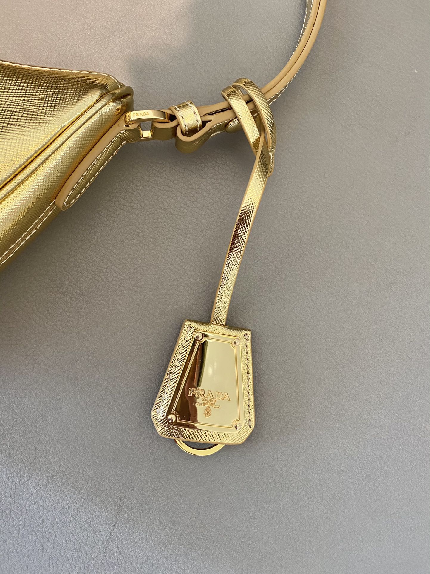 Prada Nylon 1BC204B Hobo Bag-23*17*6.5CM