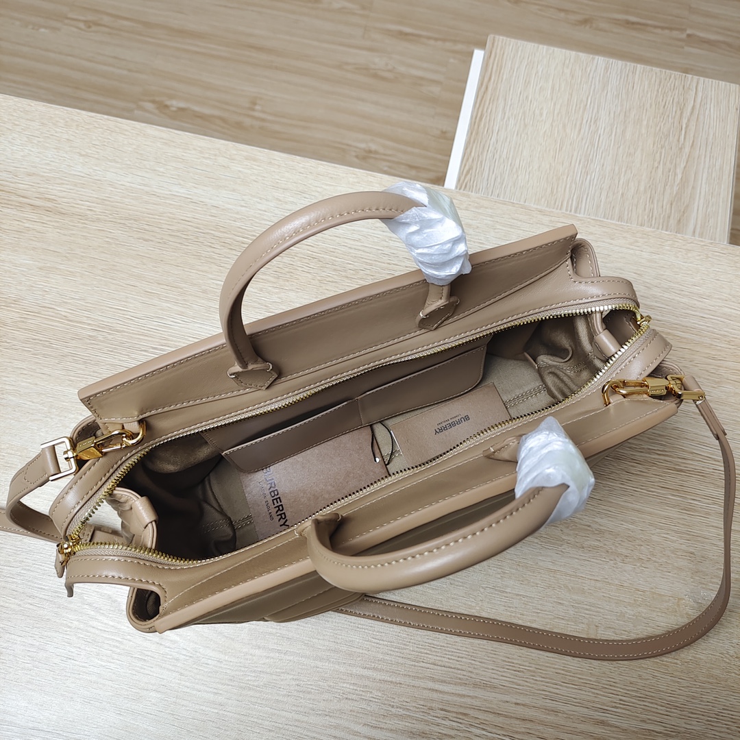 Burberry Tote Bag-28 x 13 x 23CM