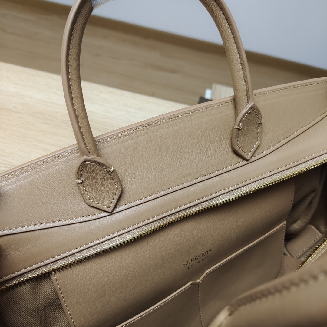 Burberry Tote Bag-28 x 13 x 23CM