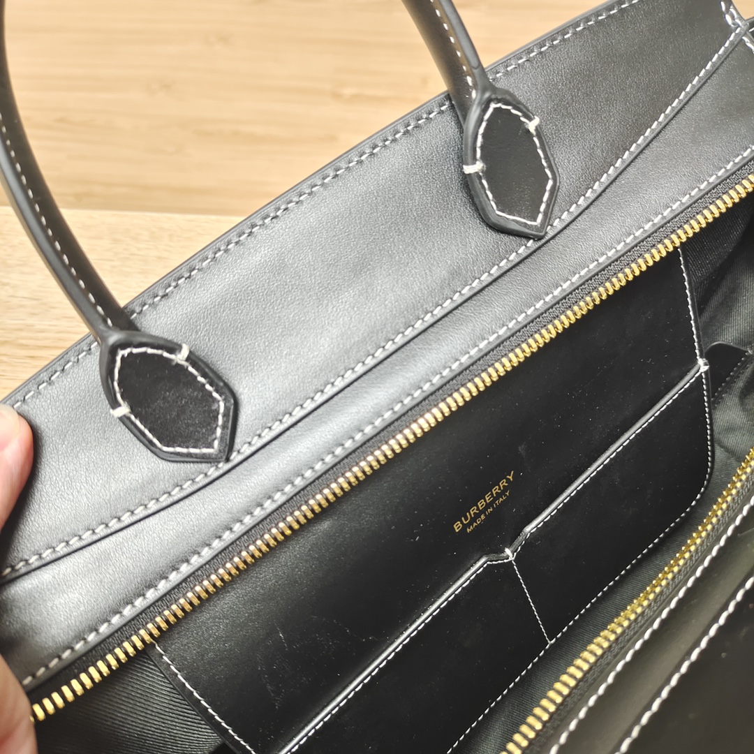 Burberry Tote Bag-28 x 13 x 23CM
