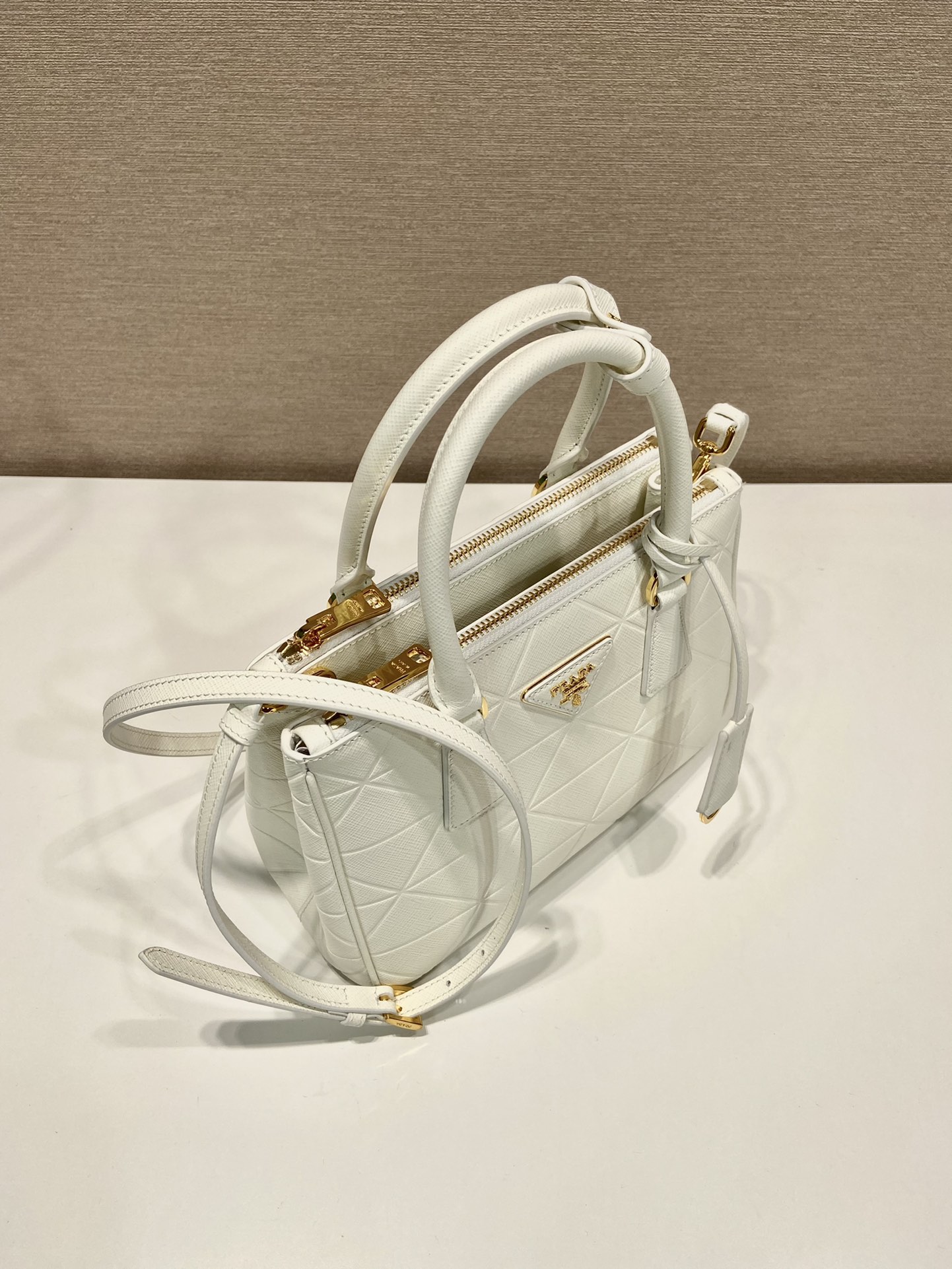 Prada Tote Bag 1BA896-24.5*16.5*11CM Prada Tote Bag 1BA896-24.5*16.5*11CM