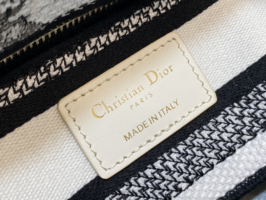 Diro Lady Bag-26 x 13.5 x 5 CM