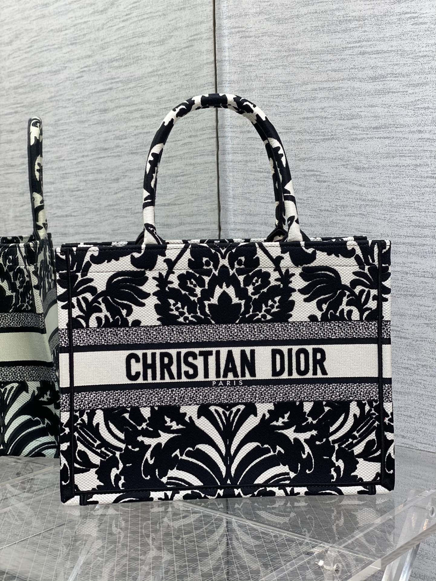 Diro Small Book Tote-36*18*28CM