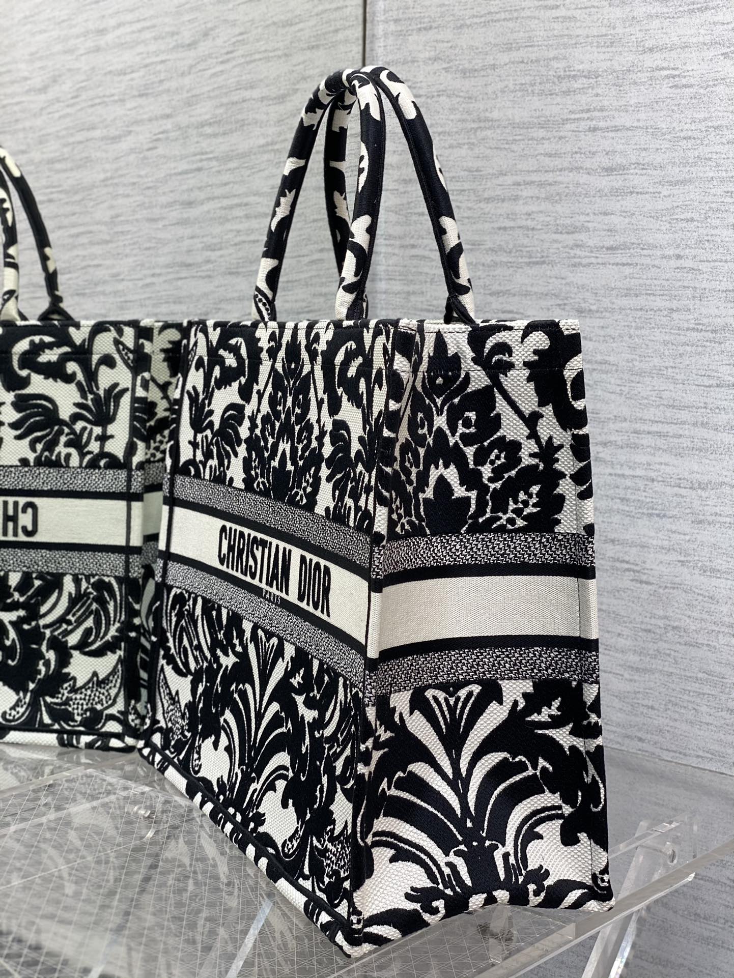 Diro Book Tote Bags-42*32*5CM