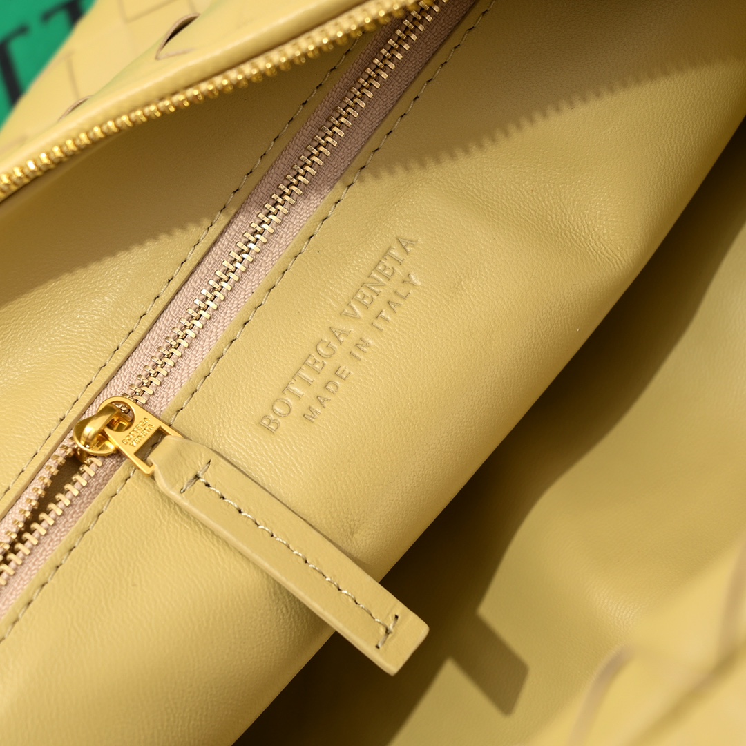 Bottega Veneta Jodie Hobo-40*48*16CM