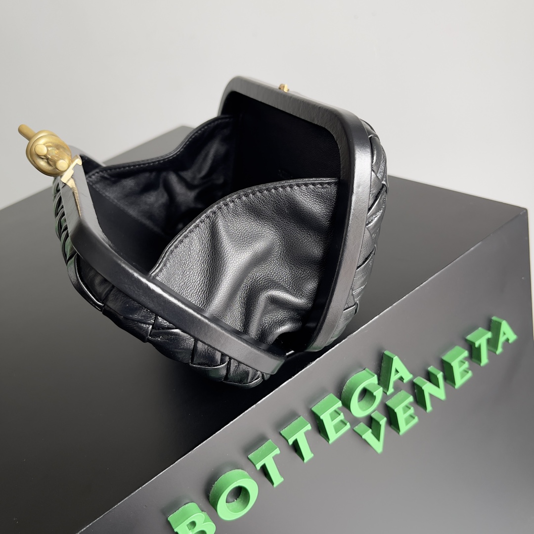 Bottega Veneta Knot Pouch-20.5*6*12.5CM