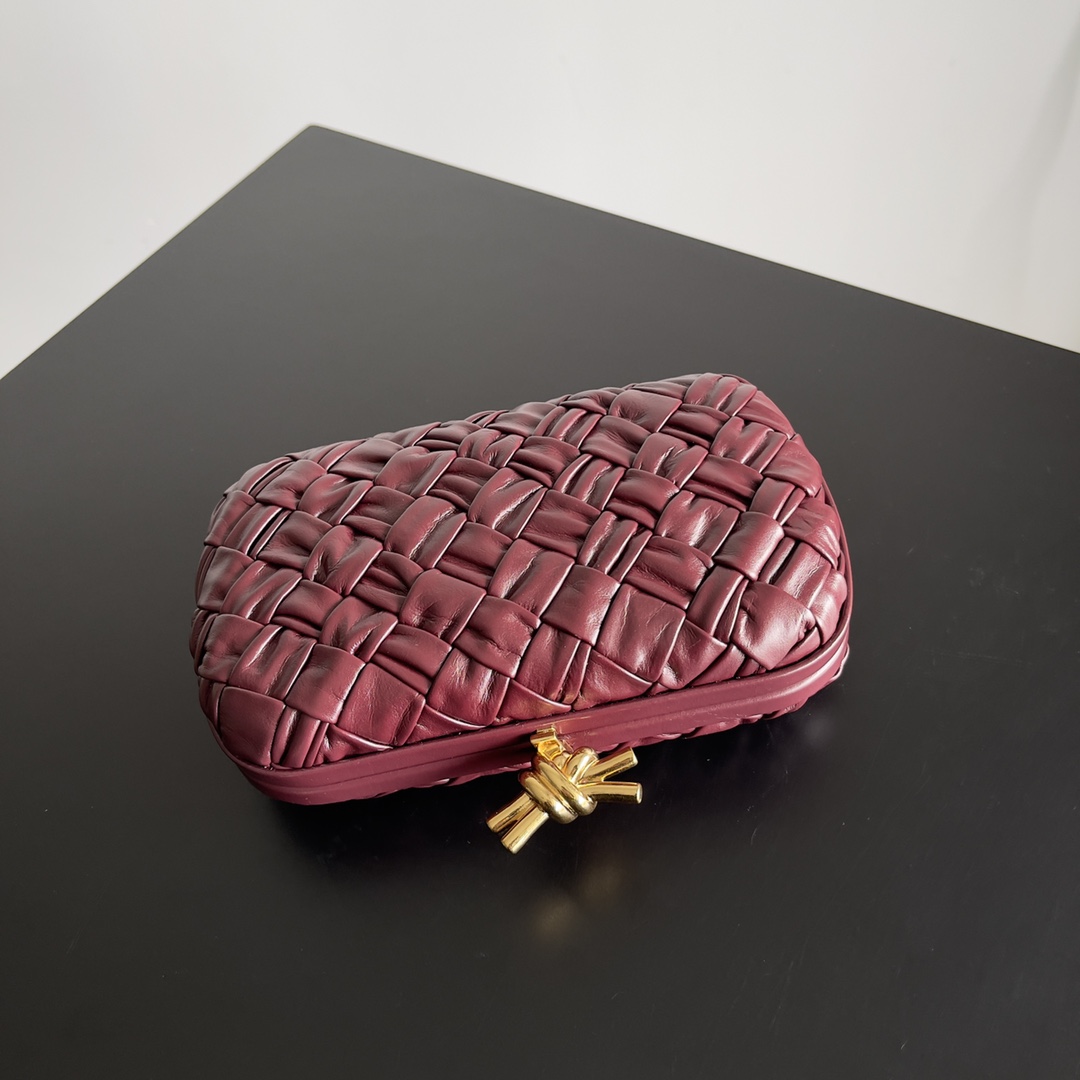 Bottega Veneta Knot Pouch-20.5*6*12.5CM