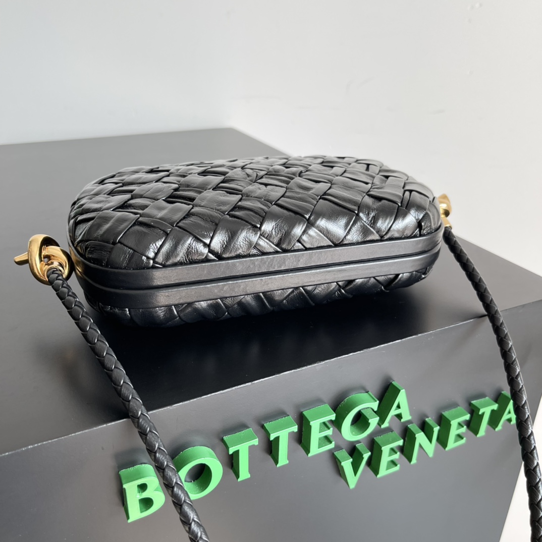 Bottega Veneta Knot Pouch-20.5*6*12.5CM