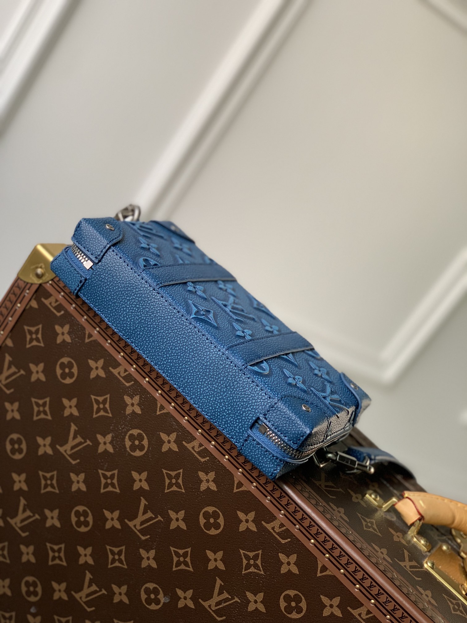 Louis Vuitton Soft Trunk-M81776-22.5*14*5 M