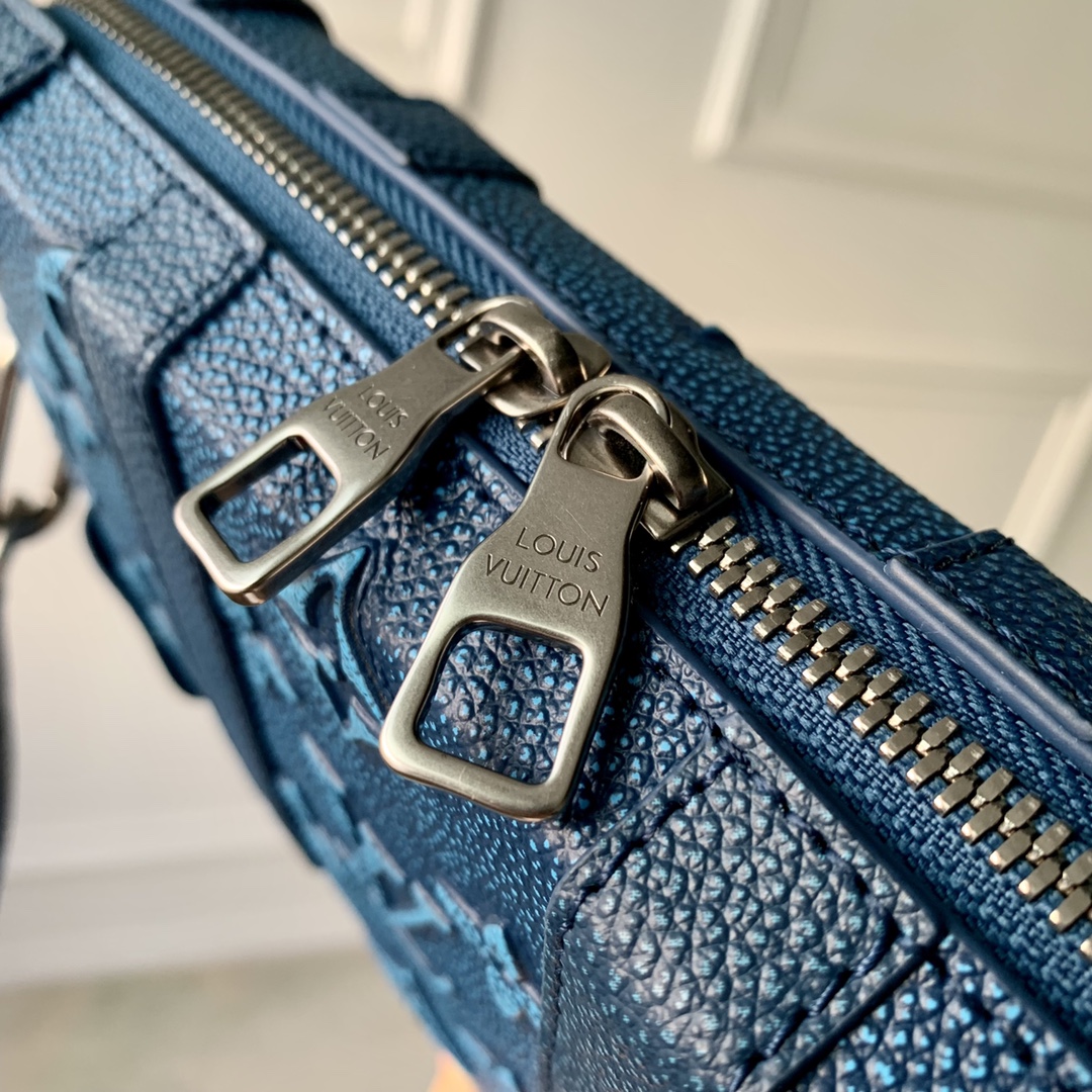 Louis Vuitton Soft Trunk-M81776-22.5*14*5 M