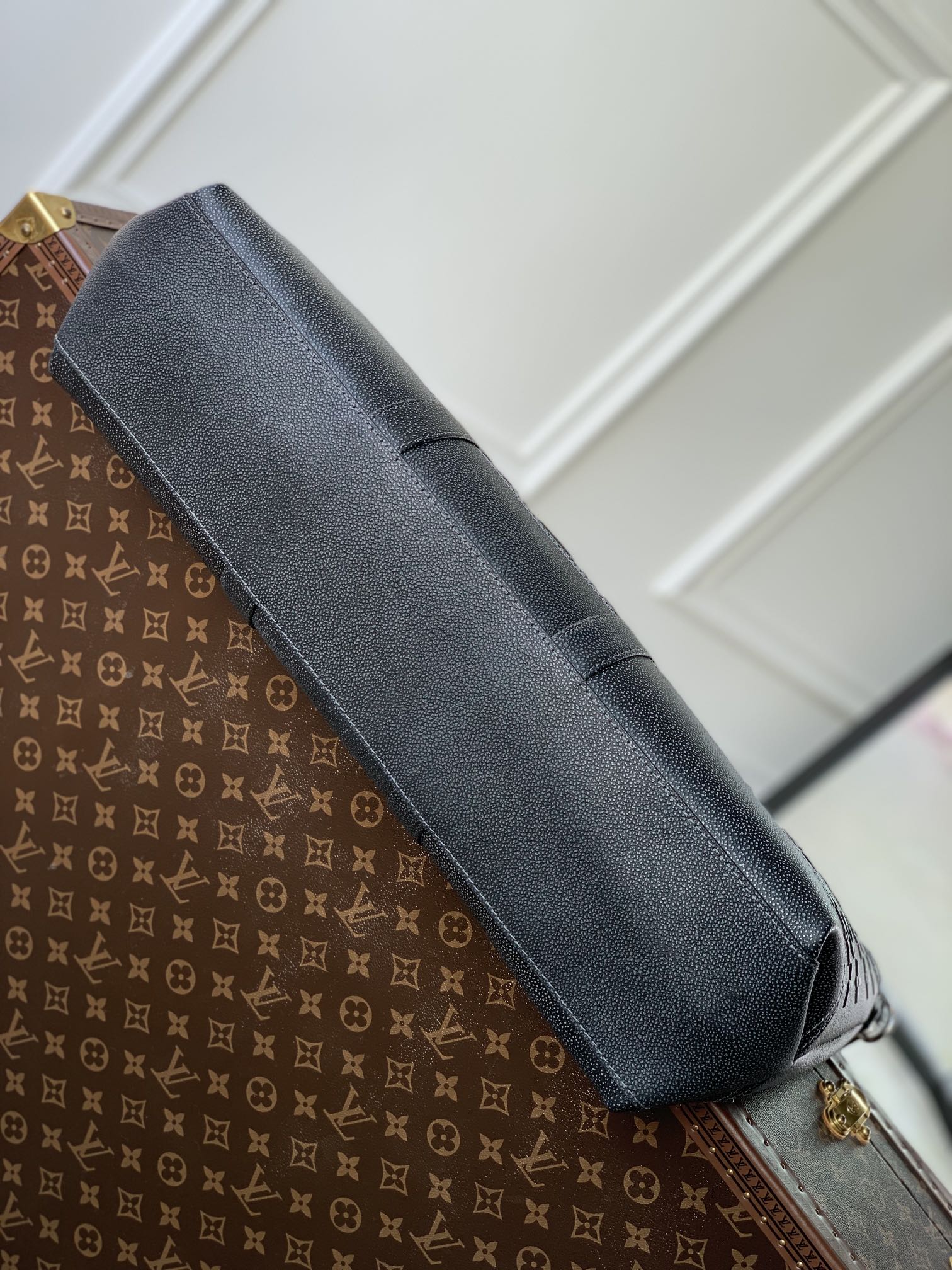 Louis Vuitton Roll Top Handbags M21371-60*37*15.5CM