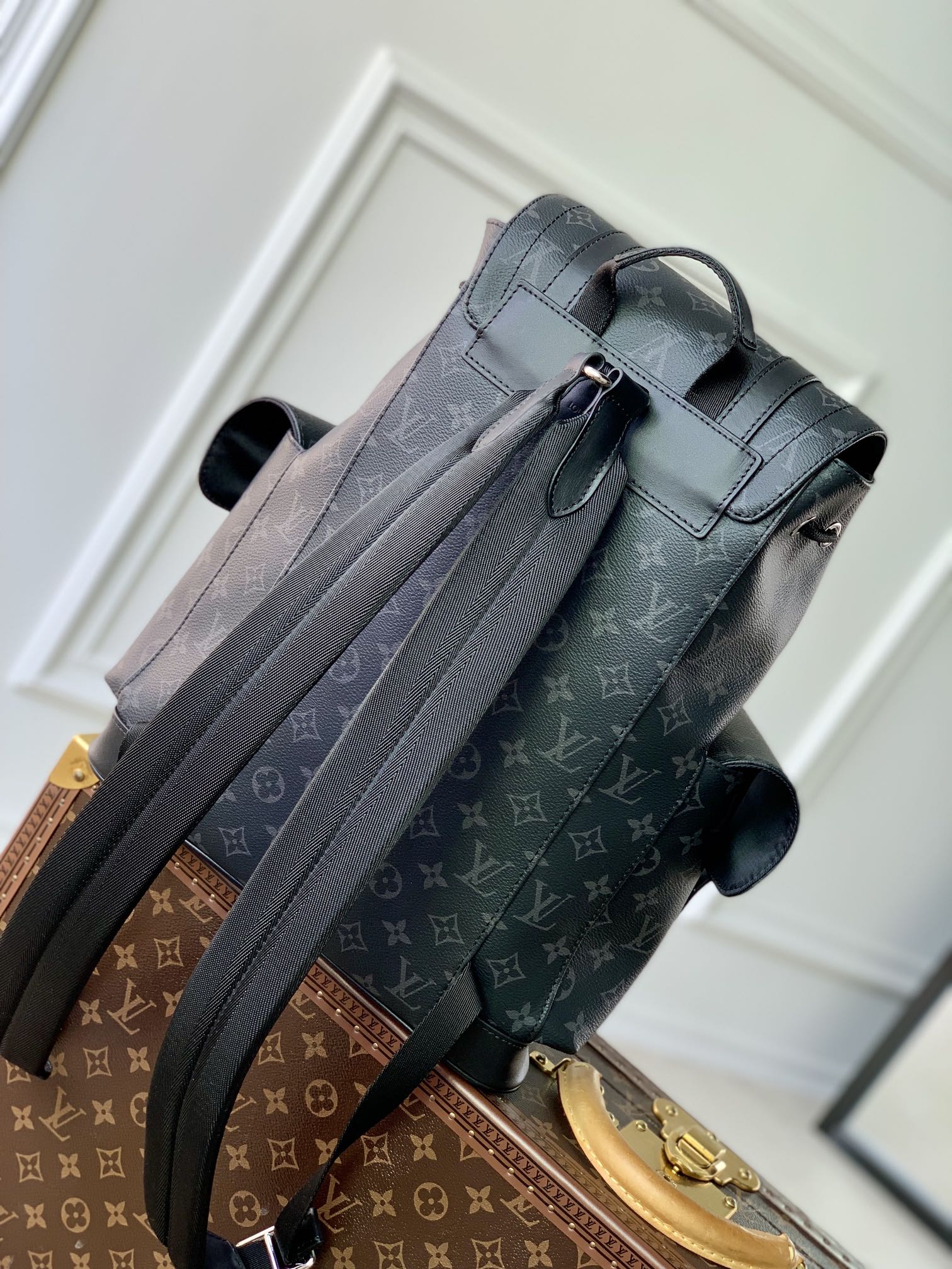 Louis Vuitton Christopher Backpack M46247-32*39*12CM