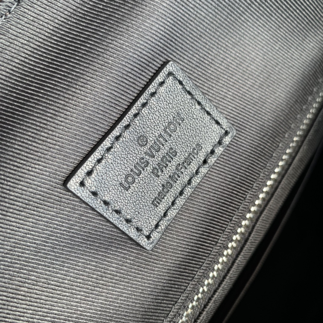 Louis Vuitton Christopher Backpack M46247-32*39*12CM