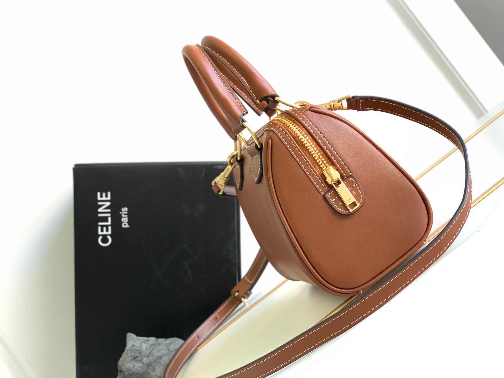 Celina 2023SS Cuir Triomphe Bag-19.5 X 14 X 7CM