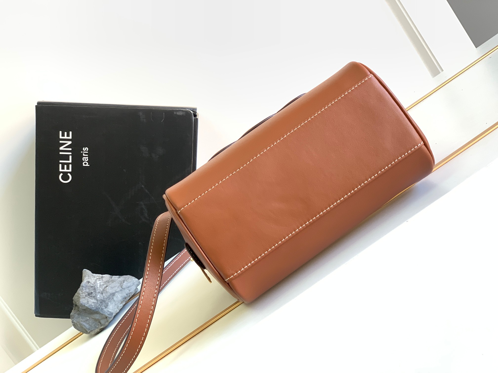 Celina 2023SS Cuir Triomphe Bag-19.5 X 14 X 7CM
