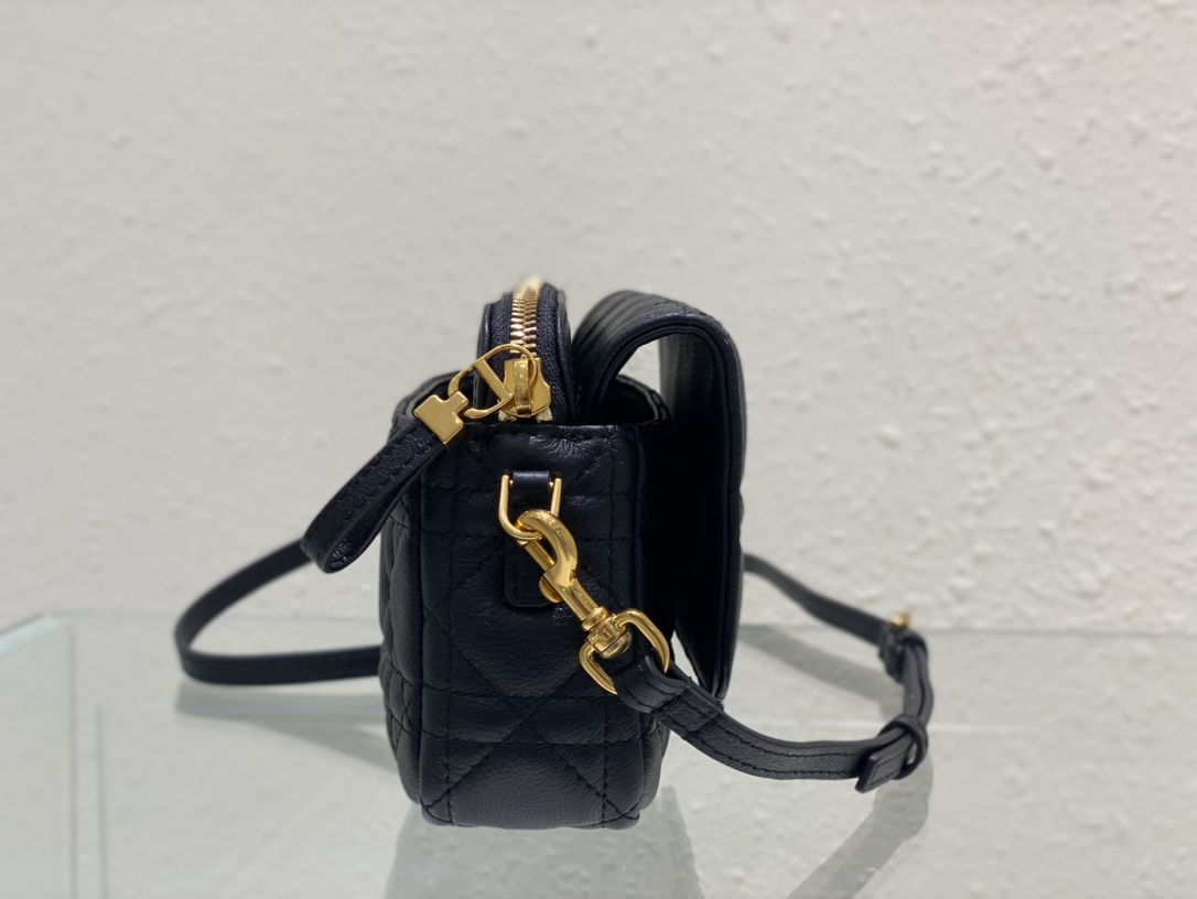 Diro 2023 Caro Bag-17.5 x 10.5 x 5 CM