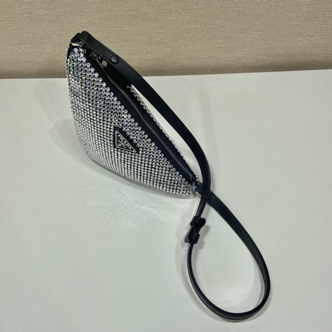 Prada Triangle Handbags lNQ044-26*15*5.5CM
