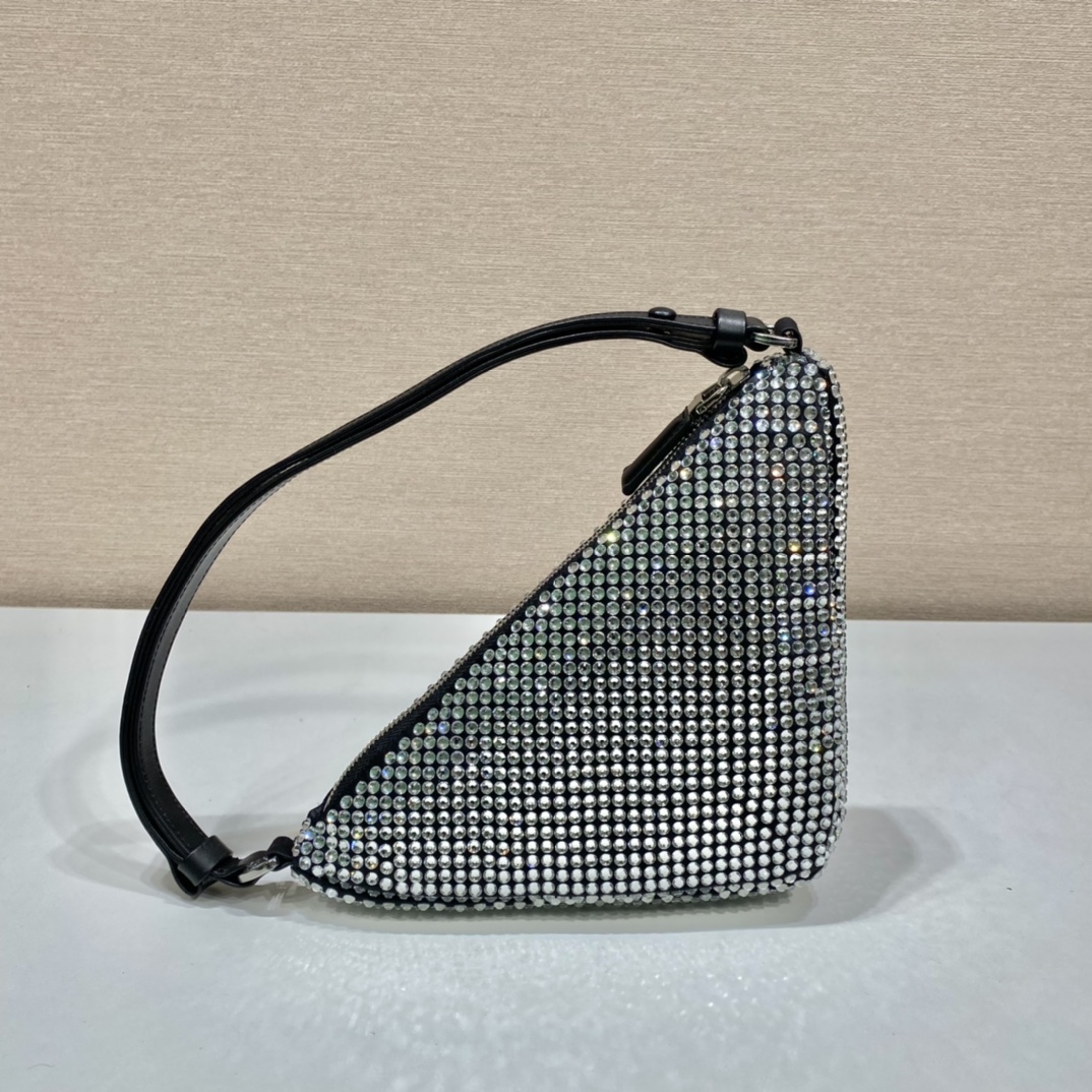Prada Triangle Handbags lNQ044-26*15*5.5CM