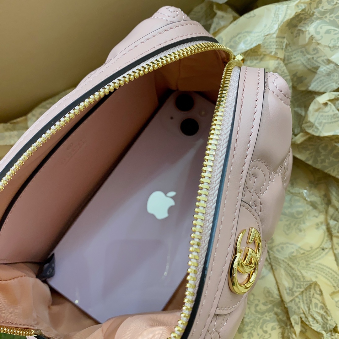 Gucci GG Matelassé Cosmetic Bag-16*12.5*9CM Gucci GG Matelassé Cosmetic Bag-16*12.5*9CM