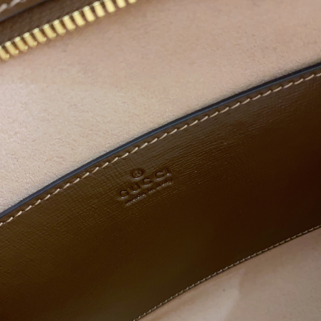 Gucci Pouch-26*20*6CM