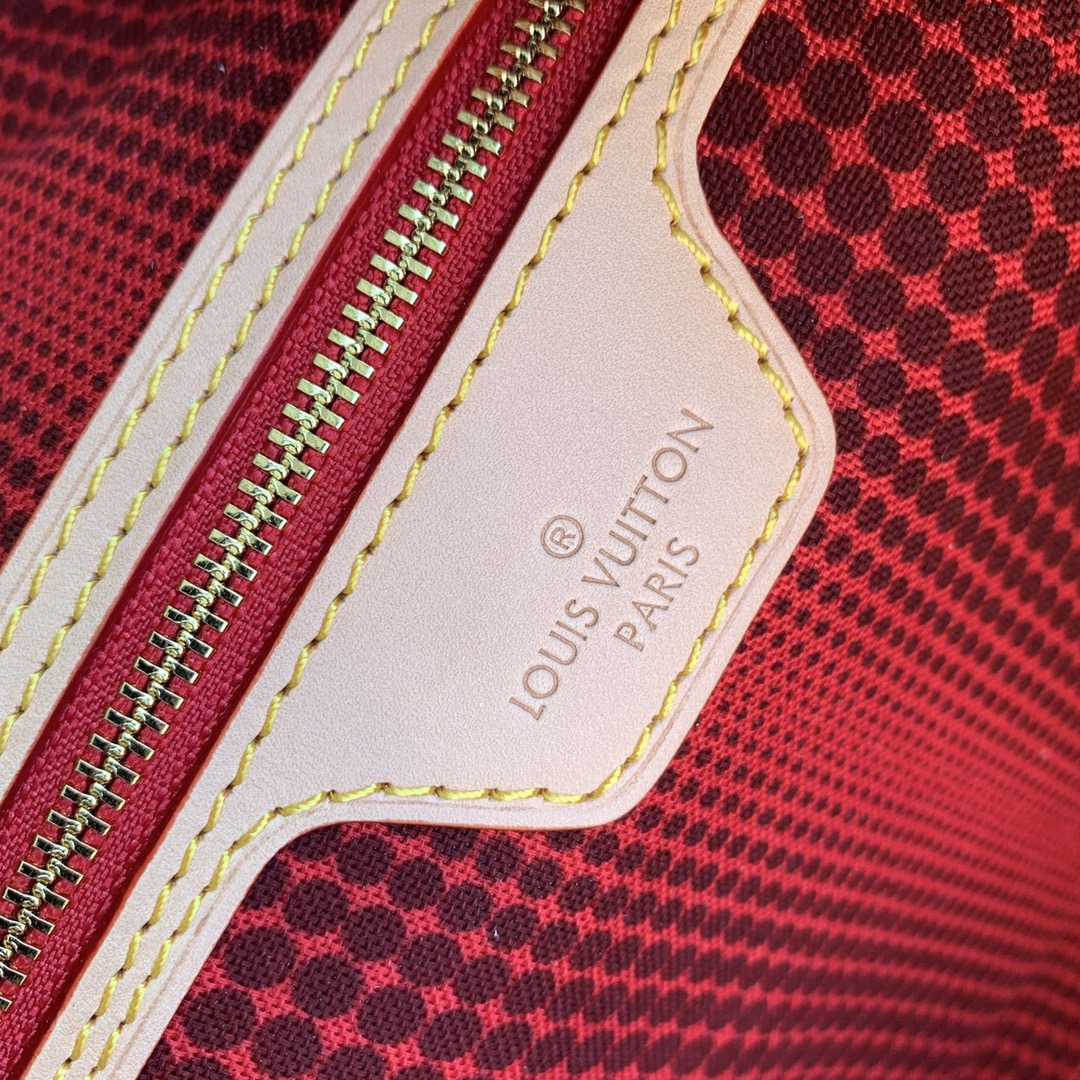 Louis Vuitton Neverfull MM M46381 -32*29*17CM