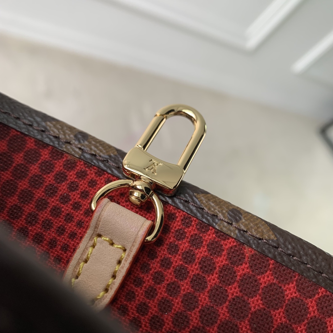 Louis Vuitton x YK Onthego Handbag-25*19*11.5 CM