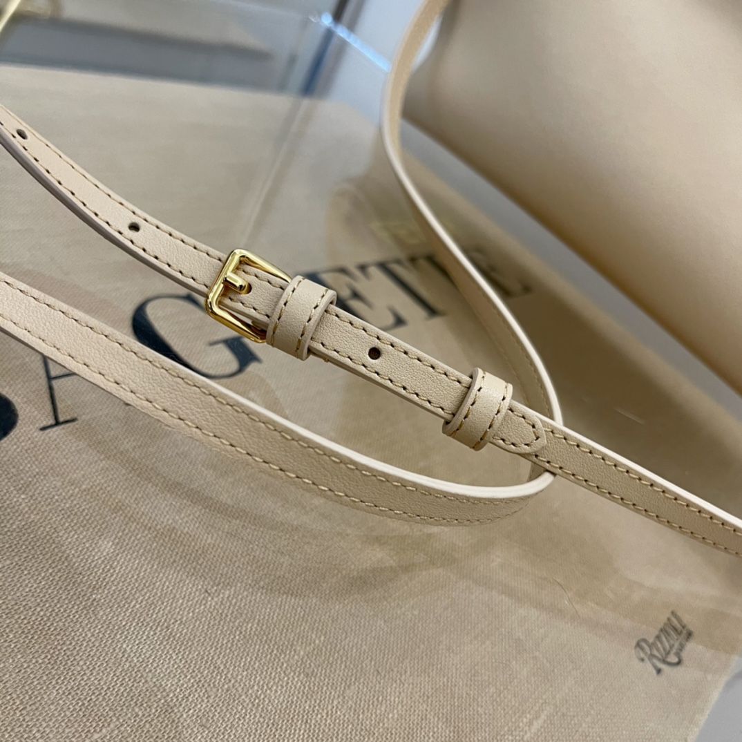 Fendi First Bag-26*18*9.CM