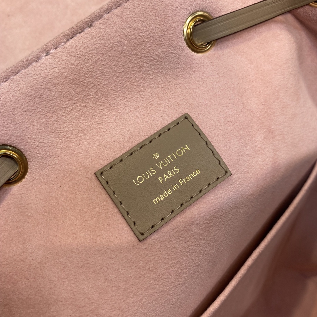 Louis Vuitton Montsouris Backpack-M45410-27.5*33*14CM