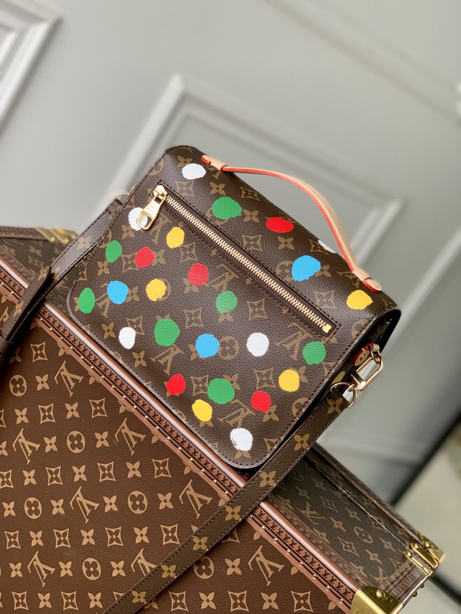 Louis Vuitton Pochette Metis Handbags-25*19*7CM