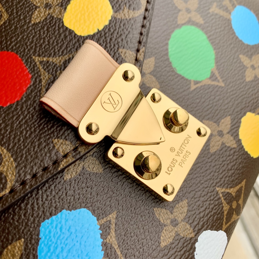 Louis Vuitton Pochette Metis Handbags-25*19*7CM