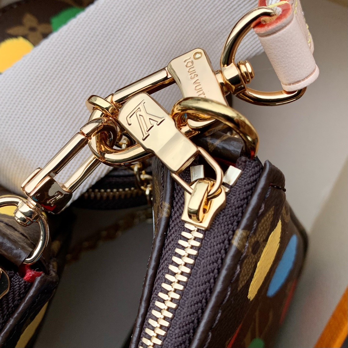 Louis Vuitton x YK Multi Pochette Accessoires-25*13&20*11*10CM