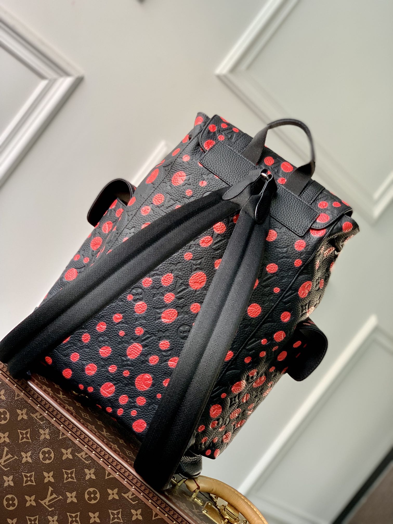 Louis Vuitton x YK Christopher Backpack M21978-38*44*21CM
