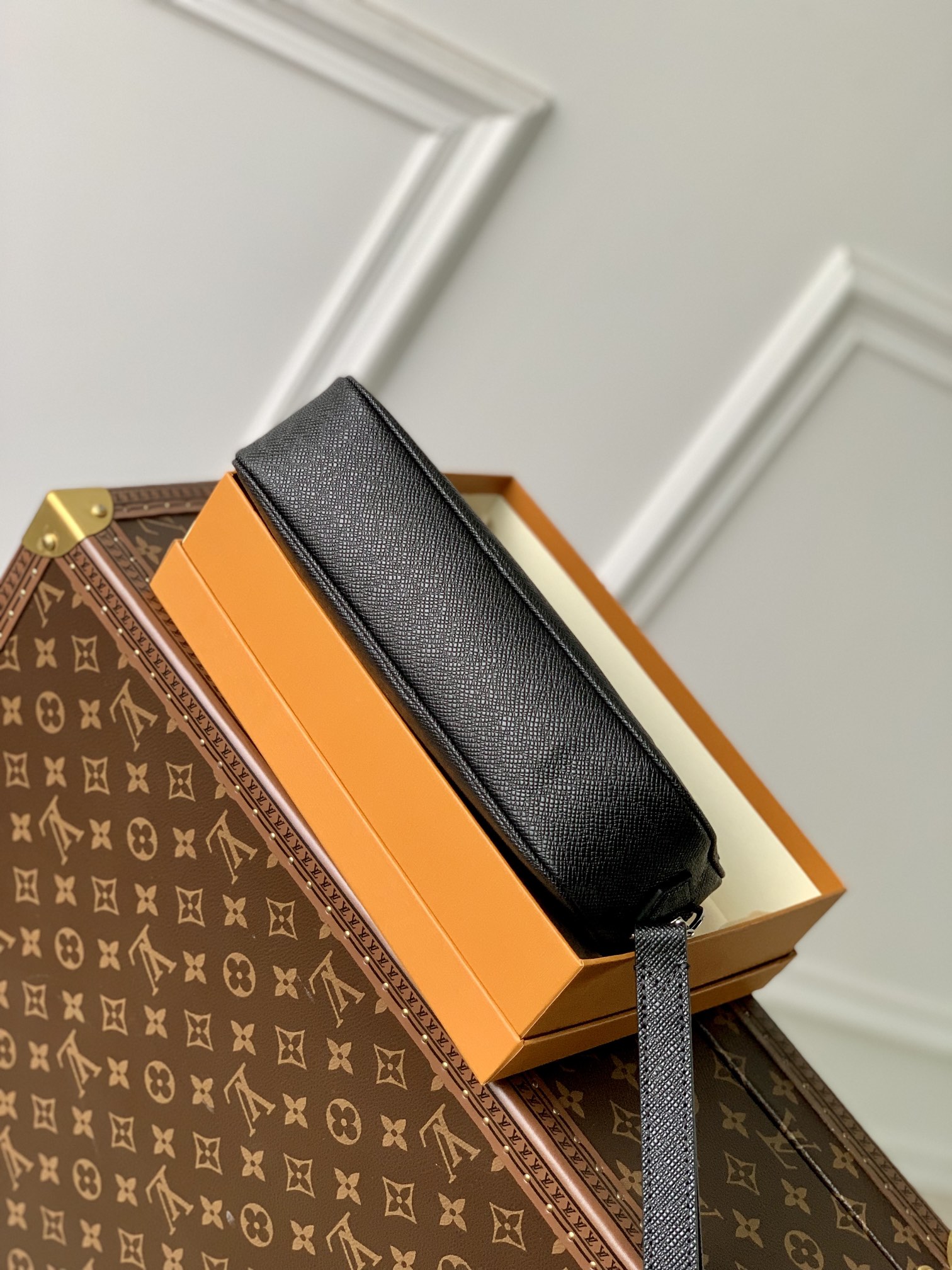 Louis Vuitton Pochette Kasai -25 x 15.5 x 6.5 CM Louis Vuitton Pochette Kasai -25 x 15.5 x 6.5 CM