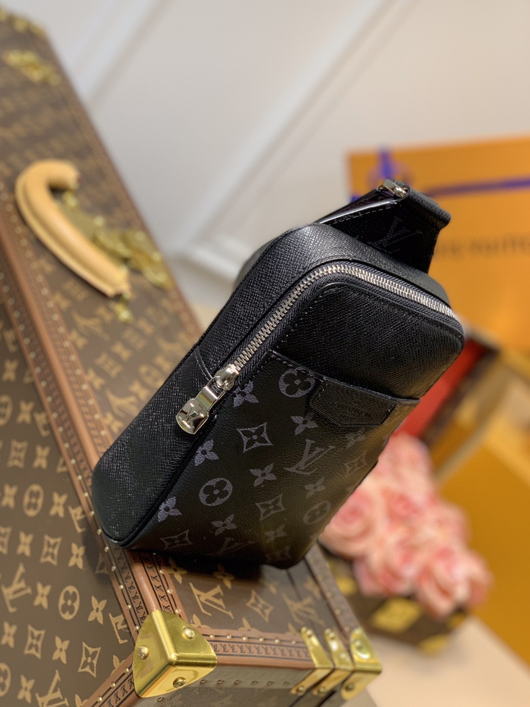 Louis Vuitton Outdoor Slingbag-13*21*5CM Louis Vuitton Outdoor Slingbag-13*21*5CM